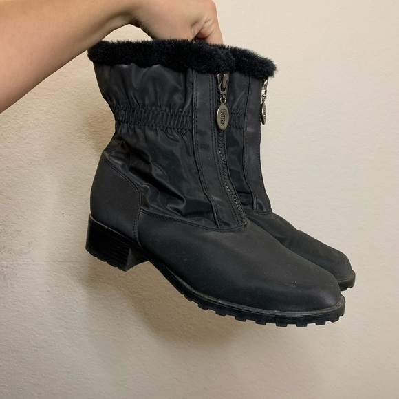 Trotters Shoes - Trotters black BRADY fur snow boots
